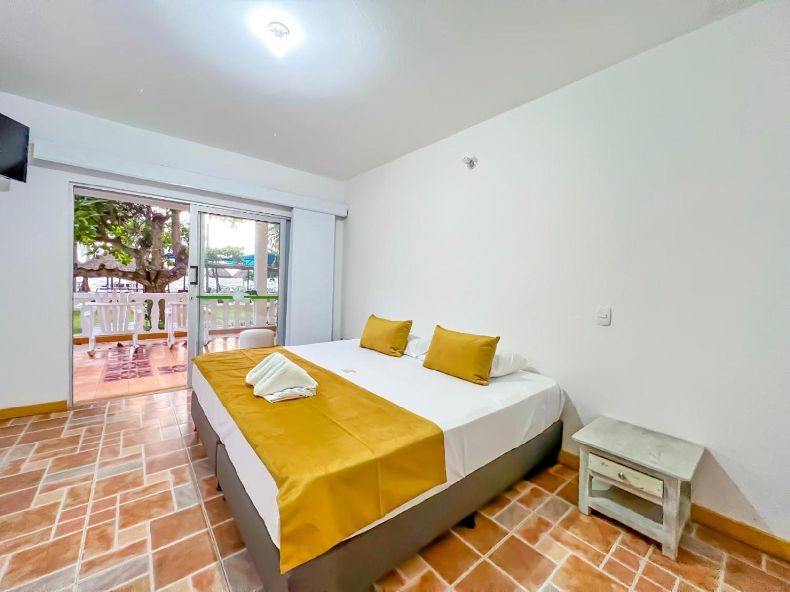 Hotel Camino Verde Tolú Екстериор снимка